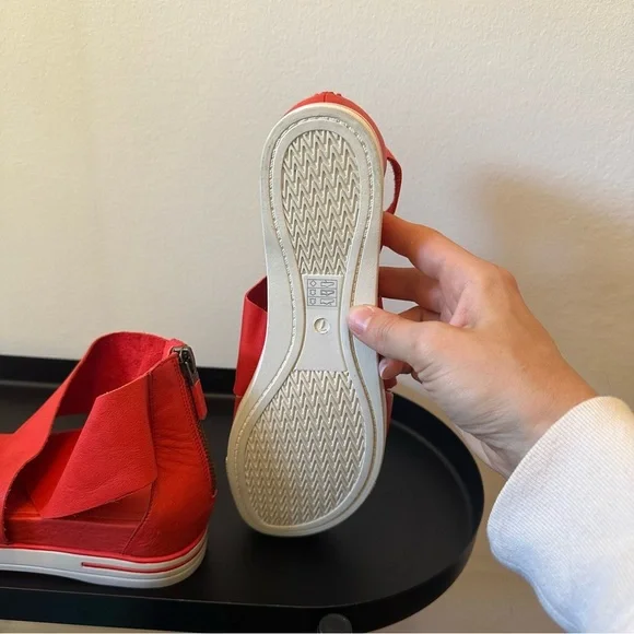 Eileen Fisher Sport Tumbled Nubuck Sneaker Sandal NEW Size 7 Red - Picture 7 of 12